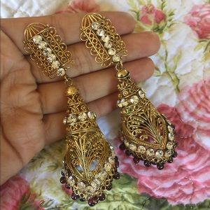 ruby red/gold earrings